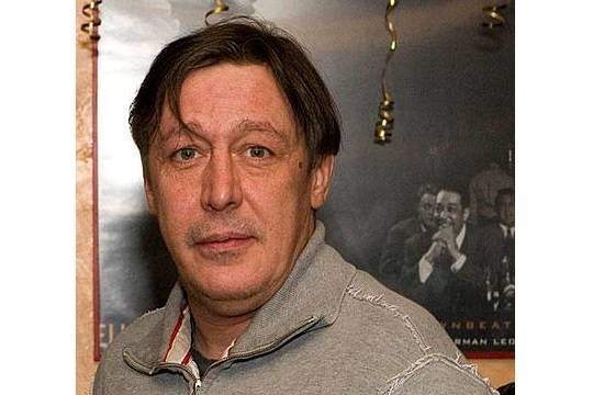 Михаил Ефремов - Актер Михаил Ефремов - Ефремов пройдёт проверку на вменяемость - versia.ru