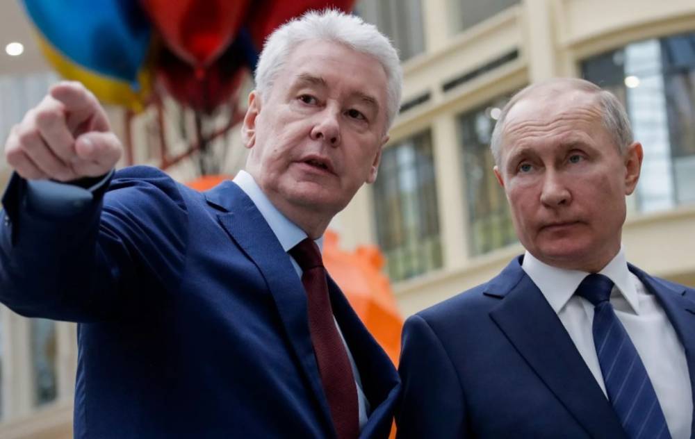 Владимир Путин - Сергей Собянин - СМИ: Ограничения в Москве сняла из-за голосования по Конституции - gubdaily.ru - Москва