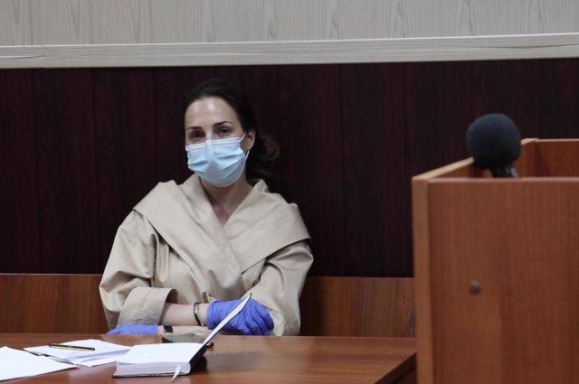 Михаил Ефремов - Елизавета Шаргородская - Адвокаты Ефремова решили не общаться с прессой по делу о ДТП - aif.ru - Москва
