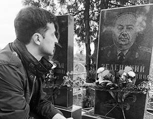 Владимир Зеленский - Дмитрий Песков - Песков объяснил, почему Зеленского не пригласили на парад Победы - newsland.com - Москва - Россия - Украина