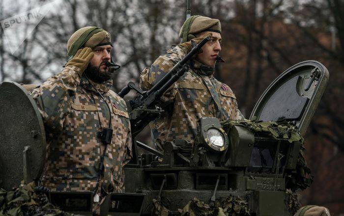 Латвия снижает планку? В армию смогут пойти почти все - lv.sputniknews.ru - Рига - Латвия