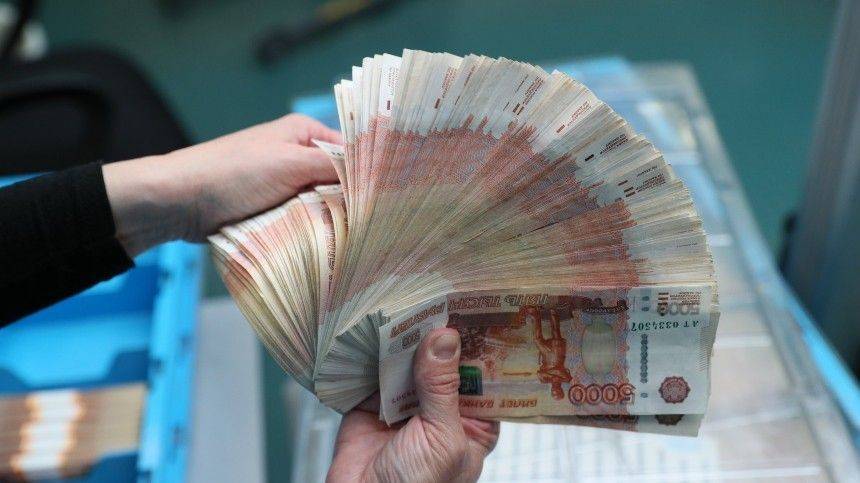 Михаил Мишустин - Средства из бюджета выделят на обеспечение СИЗ волонтеров и соцработников - 5-tv.ru - Россия