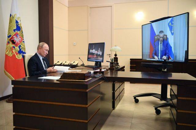 Владимир Путин - Александр Дрозденко - Сергей Ситников - Путин пожелал Дрозденко удачи на выборах губернатора Ленинградской области - aif.ru - Россия - Ленинградская обл. - Кострома