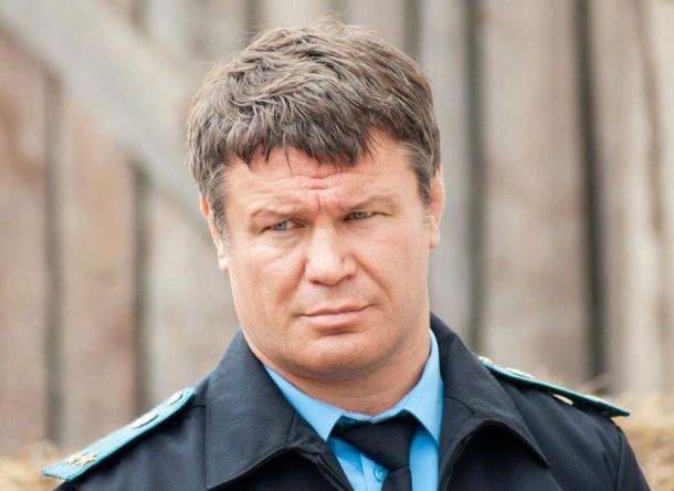 Михаил Ефремов - Олег Тактаров - Олег Тактаров уверен, что Ефремов после ДТП сможет поправить свое здоровье - bimru.ru