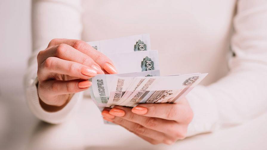 Инна Святенко - Работающие 1 июля получат повышенную оплату - gazeta.ru