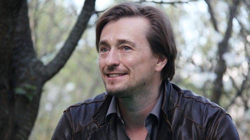Сергей Безруков - «Самовар закипает»: Сергей Безруков поделился чеховским настроением - 5-tv.ru - Россия