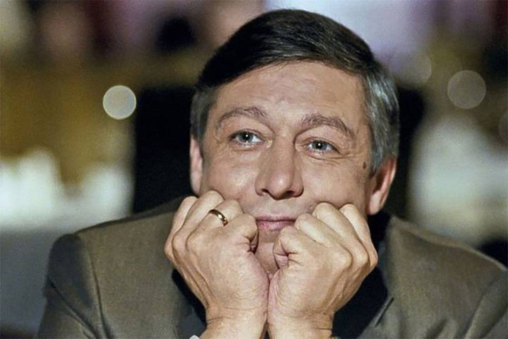 Михаил Ефремов - Евгений Брюн - Главный нарколог Минздрава назвал сроки лечения Ефремова от алкоголизма - mk.ru - Россия