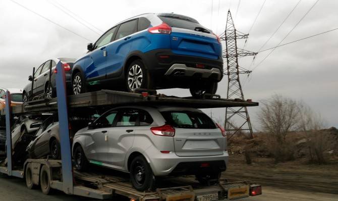 Экспорт легковых автомобилей в январе - апреле упал на 35% - autostat.ru - Россия - Санкт-Петербург - Армения - Казахстан - Белоруссия