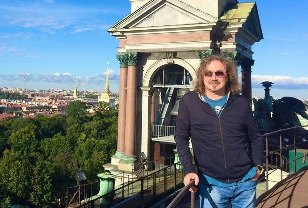 Игорь Николаев - Взрослую дочь, которая старше жены на 4 года, показал Игорь Николаев - privet-rostov.ru - США