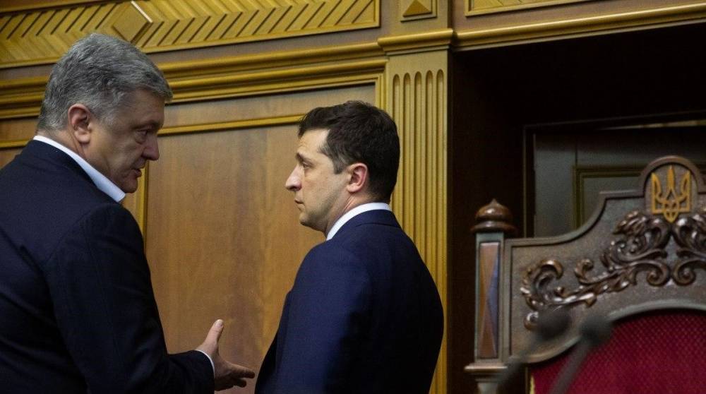Владимир Зеленский - Петр Порошенко - Порошенко все еще считает себя президентом – Зеленский негодует - news-front.info - Украина