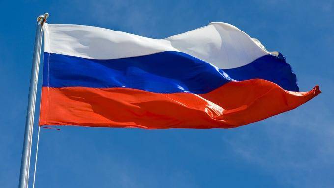 День России - Празднование Дня России в Петербурге: программа мероприятий - piter.tv - Россия - Санкт-Петербург