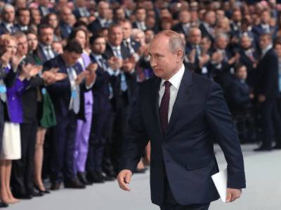 Сергей Шойгу - Владимир Путин - Владимир Соловьев - Сергей Лавров - Владимир Жириновский - Михаил Мишустин - Константин Хабенский - Чулпан Хаматова - Екатерина Гордон - Жители России считают Владимира Путина вдохновляющей личностью - live24.ru - Москва - Россия
