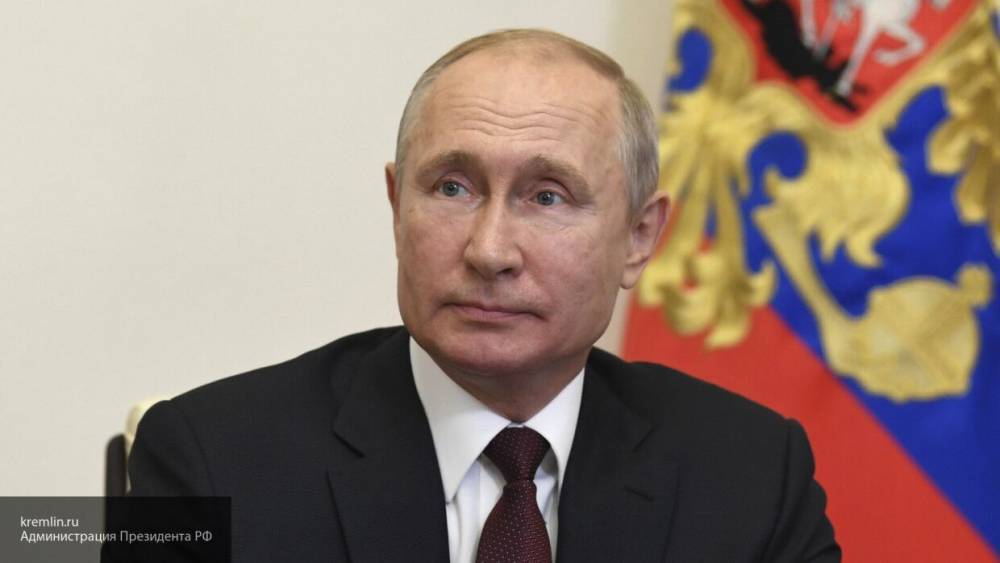 Владимир Путин - Дмитрий Песков - Мария Базарева - Путин примет участие в церемонии подъема флага РФ на Поклонной горе 12 июня - nation-news.ru - Россия