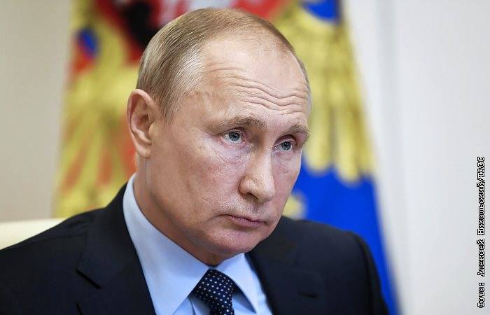 Владимир Путин - Дмитрий Песков - В Кремле не исключили обращения Путина к гражданам на тему поправок в Конституцию - interfax.ru - Москва - Россия