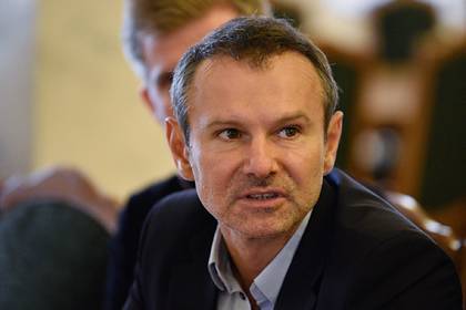 Святослав Вакарчук - Виктор Ющенко - Лидер «Океана Эльзы» во второй раз отказался от мандата депутата Рады - lenta.ru - Украина