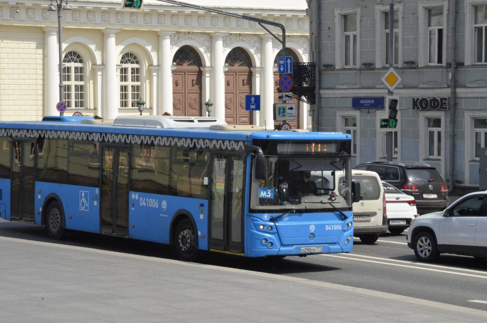 Максим Ликсутов - Более 290 новых автобусов пополнили парк Мосгортранса - vm.ru - Москва - Зеленоград