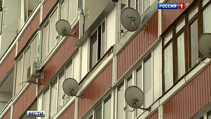 Оставленный в одиночестве на несколько дней мальчик выпал с 5 этажа - vesti.ru - Россия - Калужская обл. - Киров