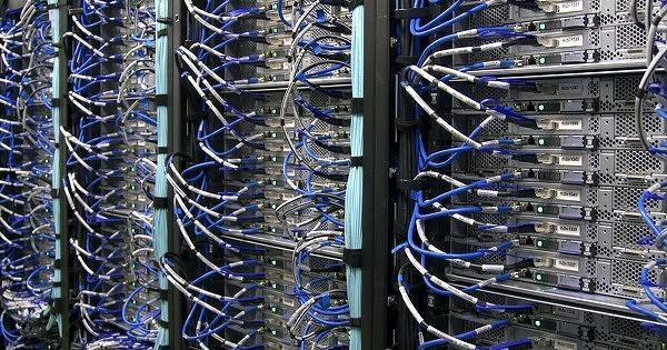 Продажи серверов в России рванули вверх - cnews.ru - Россия