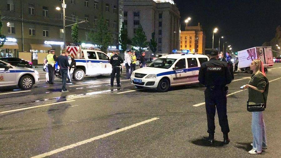 Михаил Ефремов - Иван Соловьев - Юрист объяснил исчезновение записей из бара Ulysses в день ДТП с Ефремовым - iz.ru
