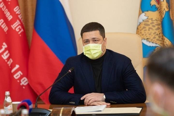 Михаил Ведерников - Дарья Кислицына - Псковский губернатор: поправки в Конституции - это гарантия прав человека - mk-pskov.ru - Россия - Псковская обл. - Псков