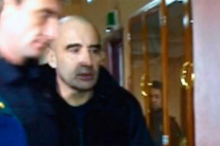 В Хакасии вынесли приговор педофилу и его спутнице, отдавшей ему своих детей для интимных развлечений - readovka.ru - респ. Хакасия - Саяногорск