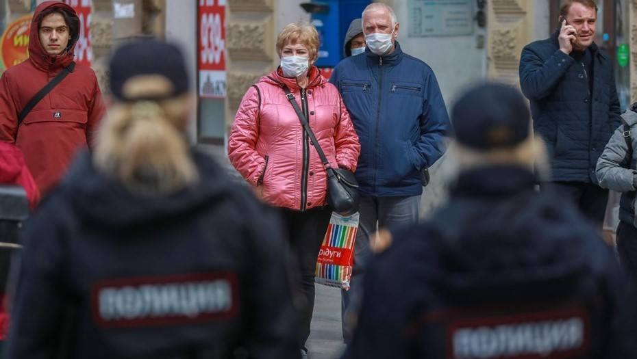Петербуржец пожаловался в Роспотребнадзор на массовые танцы на улице Рубинштейна - dp.ru - Петербурга