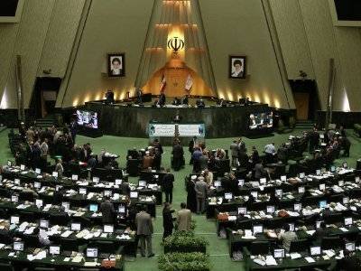 Хасан Роухани - Аля Хаменеи - Джордж Флойд - В парламенте Ирана предложили переименовать улицу в Тегеране в честь Джорджа Флойда - news.am - США - Иран - Тегеран