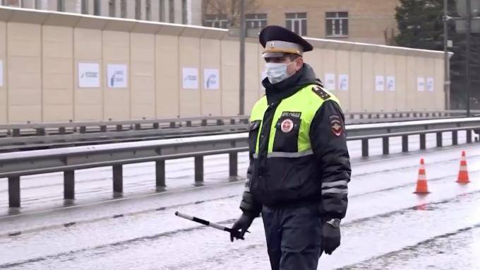 Александр Васильев - Михаил Ефремов - В Госдуме предлагают конфисковывать автомобили у пьяных водителей - piter.tv - Россия