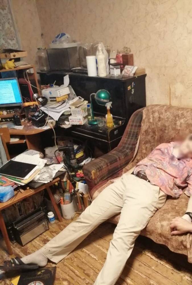 В Днепре произошла попытка двойного самоубийства отца и сына: фото 18+ - narodna-pravda.ua - Россия
