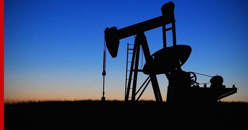 Цена нефти Brent упала ниже $39 за баррель - profile.ru - Лондон