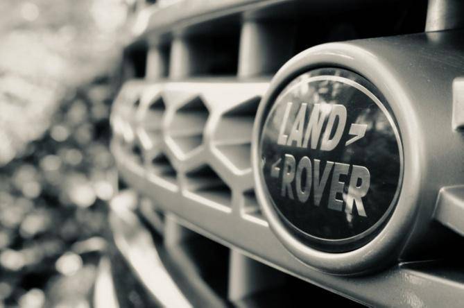 Первые 130 автомобилей Land Rover Defender уже доступны для заказа в России - actualnews.org - Россия