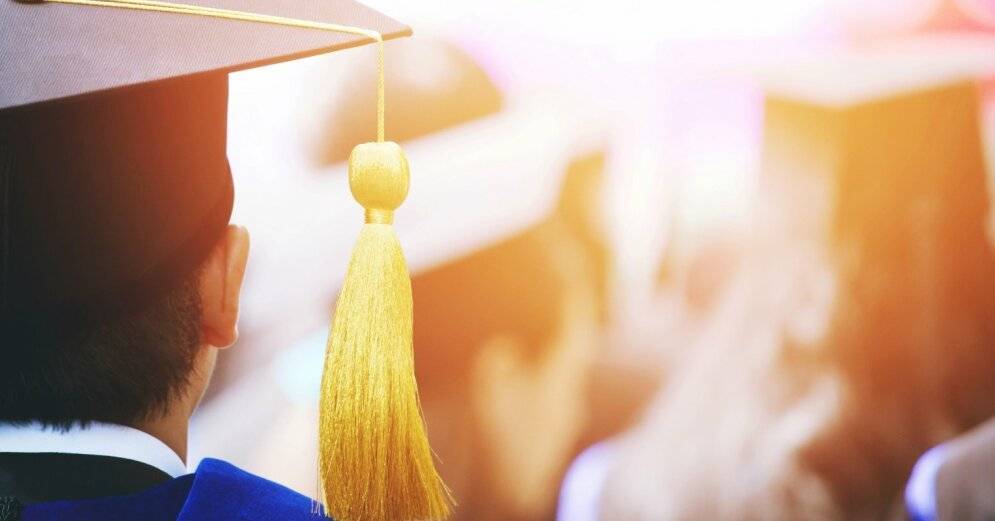 "Согласие": КC не отменил языковые ограничения на преподавание в частных вузах, хотя признал их несоответствие Сатверсме - rus.delfi.lv