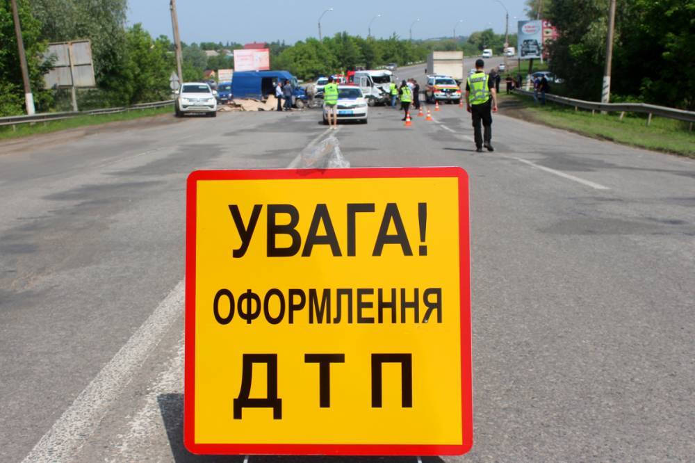 Трое человек погибли в жуткой аварии с двумя автобусами в Хмельницком: фото и видео - newsone.ua - Хмельницкая обл. - Черновцы - Житомир