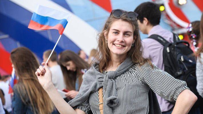 Коммунист Малинкович рассказал, в чем Россия обогнала СССР - inforeactor.ru - Россия - РСФСР