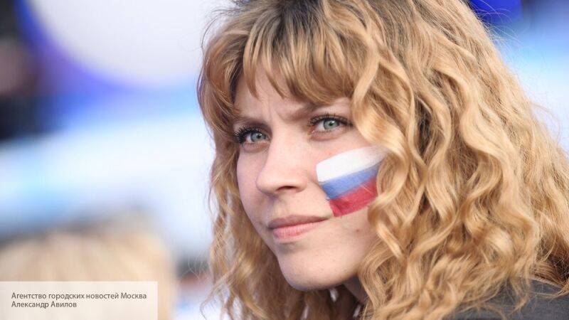 Владимир Зеленский - Петр Порошенко - Сергей Марков - Марков: стелла «Россия» на въезде в ДНР – это сигнал Киеву - politros.com - Москва - Россия - Украина - Киев - ДНР