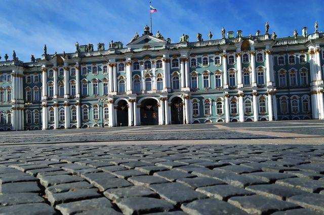 Михаил Пиотровский - Эрмитаж может открыться в середине июля - aif.ru - Санкт-Петербург