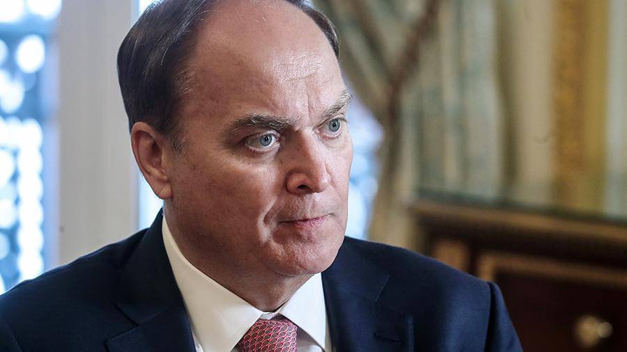 Анатолий Антонов - Российский посол в США поздравил соотечественников с Днем России - iz.ru - Россия - США