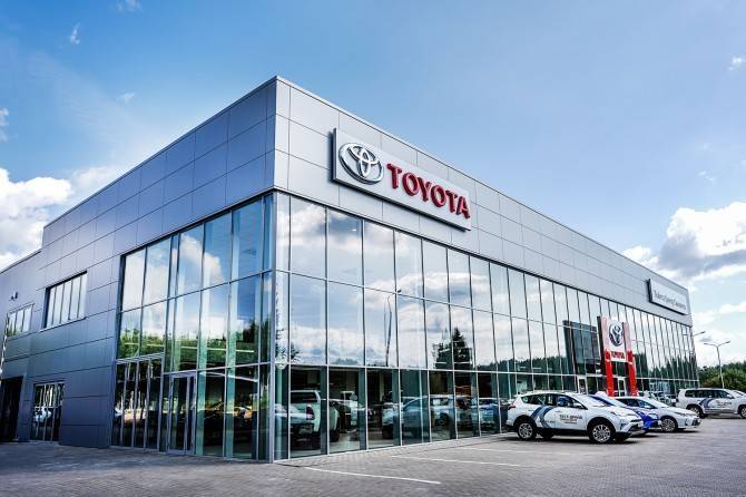 Российские дилеры Toyota возобновляют работу - autostat.ru