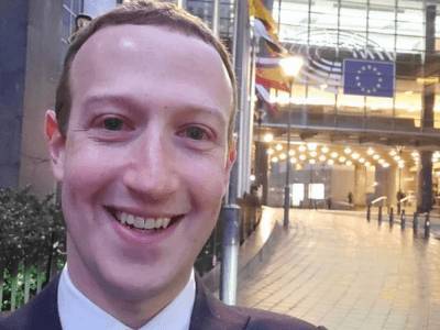 Дональд Трамп - Марк Цукерберг - Джордж Флойд - В Facebook начались виртуальные протесты из-за отказа Цукерберга удалять пост Трампа - live24.ru - США - New York