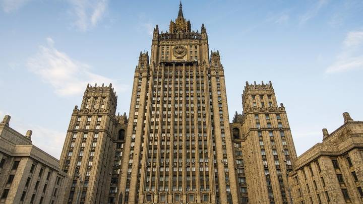 Мария Захарова - Работа британских СМИ в России может быть приостановлена - continent.news - Россия - Англия - Новости