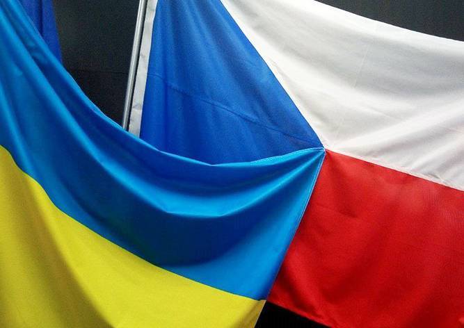 Чешское консульство в Киеве возобновило прием заявлений на визы - vinegret.cz - Киев - Львов - Чехия - Одесса - Харьков