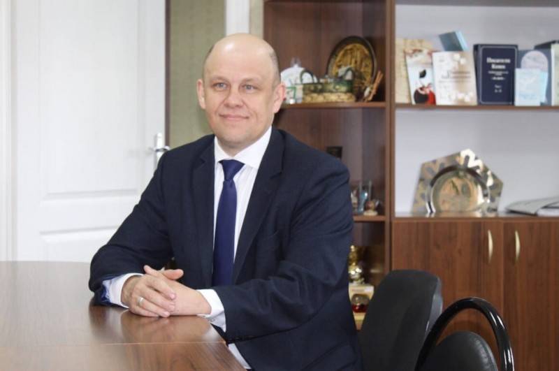 Сергей Емельянов - Директором Национальной библиотеки Коми стал Алексей Просужих - komiinform.ru - Россия - респ. Коми