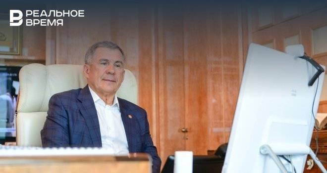 Рустам Минниханов - В Татарстане планируют открыть небольшие ТЦ в райцентрах - realnoevremya.ru - респ. Татарстан