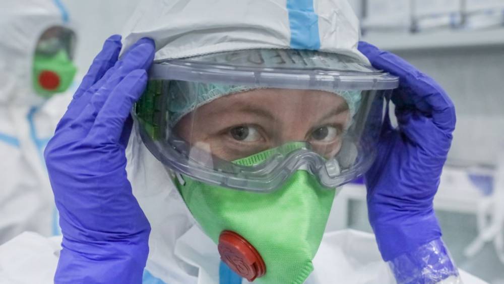 Виктор Фисенко - В Минздраве заявляют об отсутствии дефицита средств защиты в больницах - svoboda.org - Россия