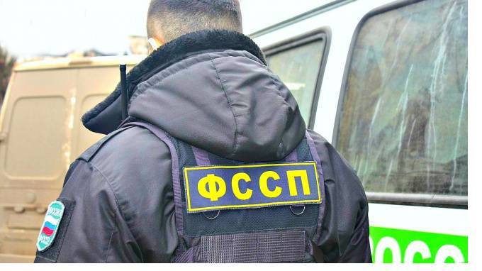 Петербургского бизнесмена оштрафовали за незаконно взятого на работу мигранта - piter.tv - Россия