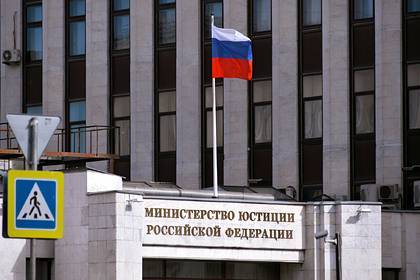 Шамиль Басаев - Аннегрет Крамп-Карренбауэр - Россия не ответила на запросы Германии по убийству соратника Басаева - lenta.ru - Москва - Россия - Германия - Берлин