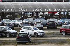 Продажи "АвтоВАЗа" в РФ в мае замедлили падение по сравнению с "черным апрелем" - interfax.ru - Москва - Россия