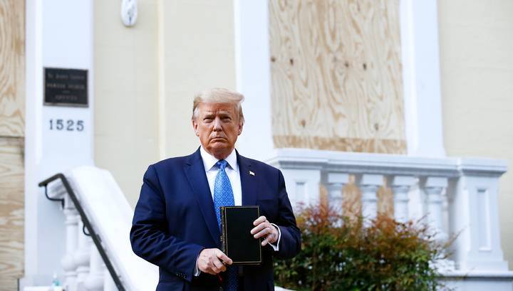Дональд Трамп - Дмитрий Песков - Кремль: предложение Трампа России участвовать в саммите G7 будет обсуждаться по дипканалам - vesti.ru - Россия - Южная Корея - США - Австралия - Индия