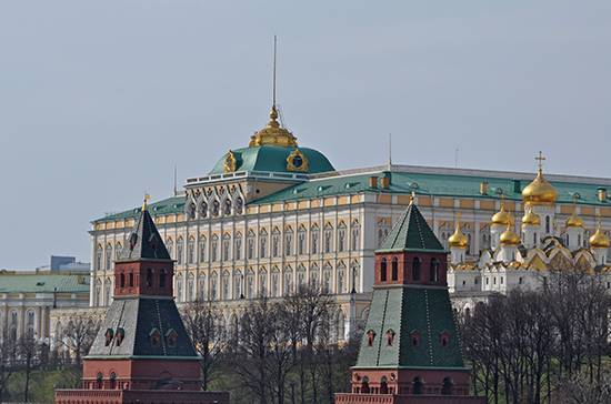 Дональд Трамп - Владимир Путин - Дмитрий Песков - В Кремле прокомментировали планы Трампа пригласить Россию на саммит G7 - pnp.ru - Россия - США