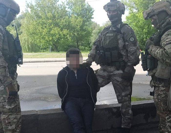 "Минер" моста Метро хотел привлечь внимание к своим проблемам, – прокуратура - focus.ua - Киев - Киевская обл.